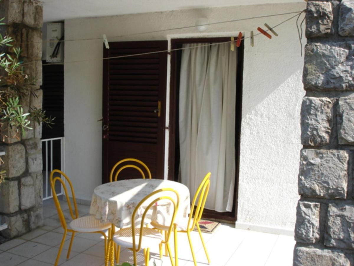 Apartments Vjera Krk Town Oda fotoğraf